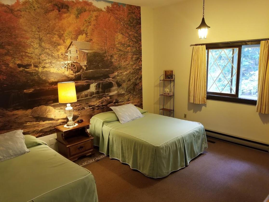Kancamagus Swift River Inn Albany Oda fotoğraf