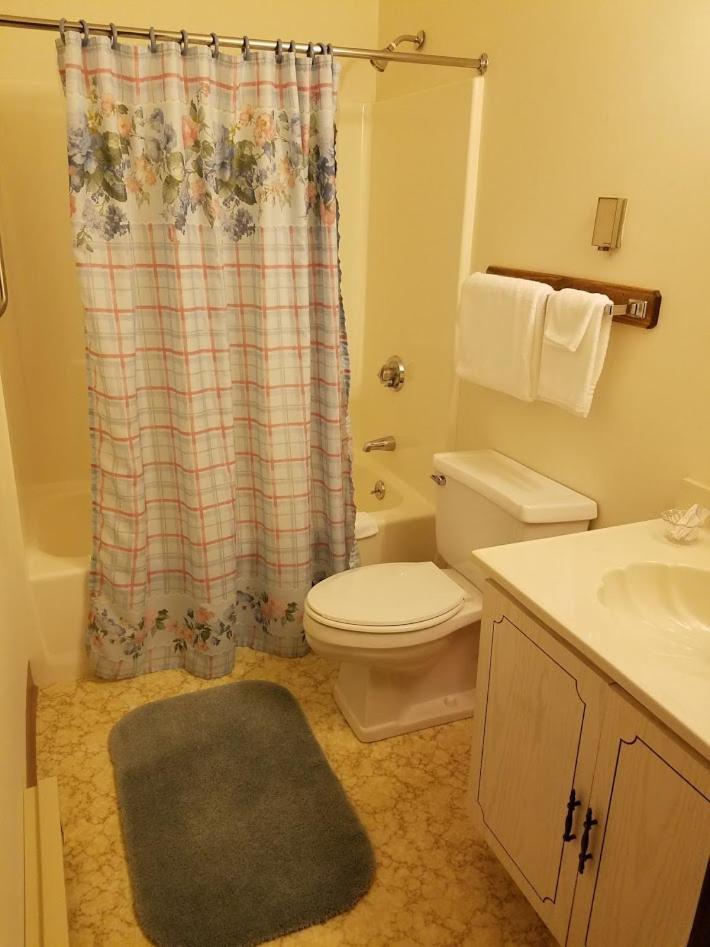 Kancamagus Swift River Inn Albany Oda fotoğraf